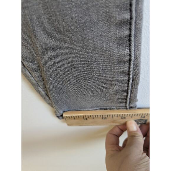 Levi’s Women's Mile High Super Skinny Jeans Strech Gray Wash Size 26 - Picture 13 of 16